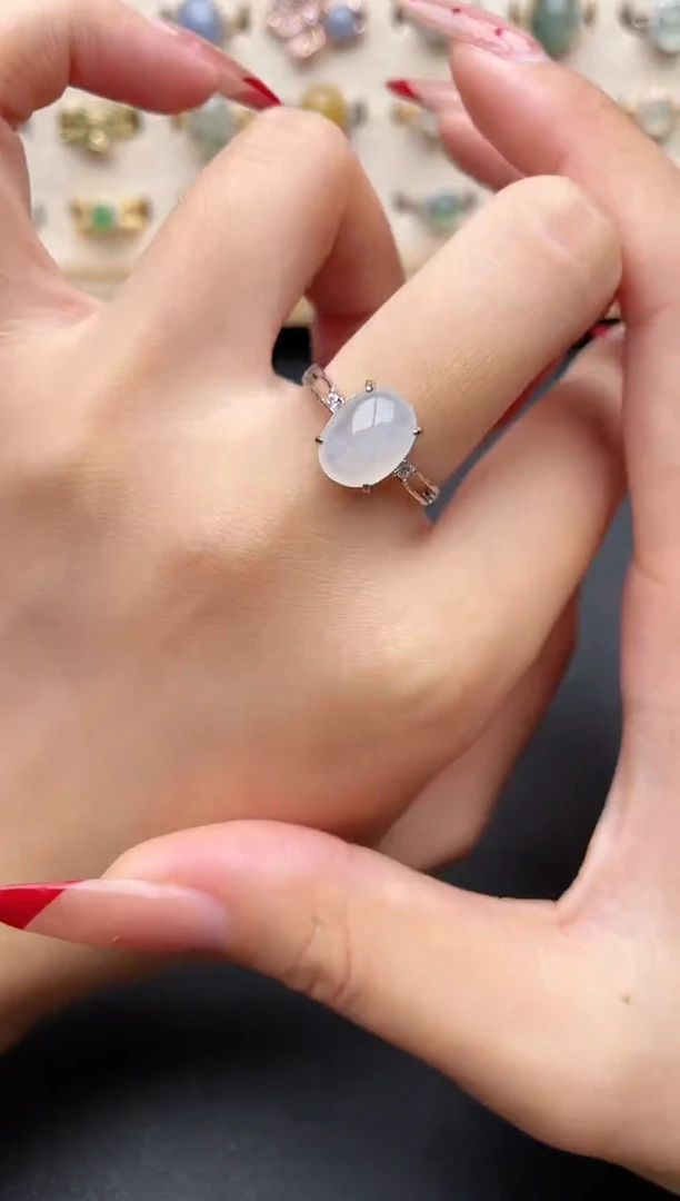 【闪购商品】翡翠戒指银S925镶嵌一物一证一礼盒