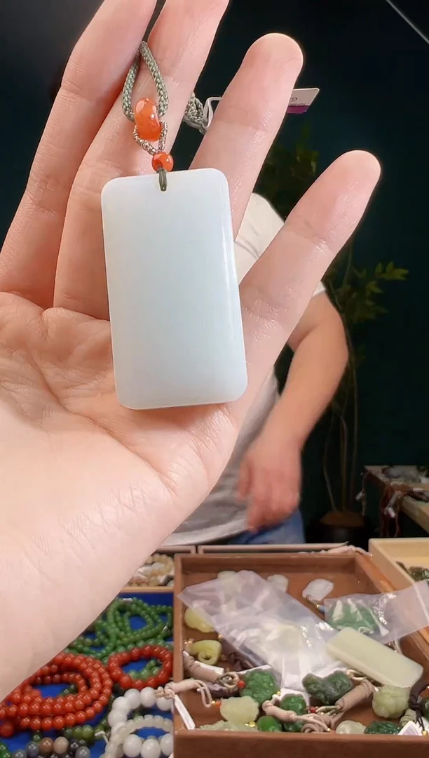 颈饰未镶嵌和田玉多样性发货 拍一单发一个