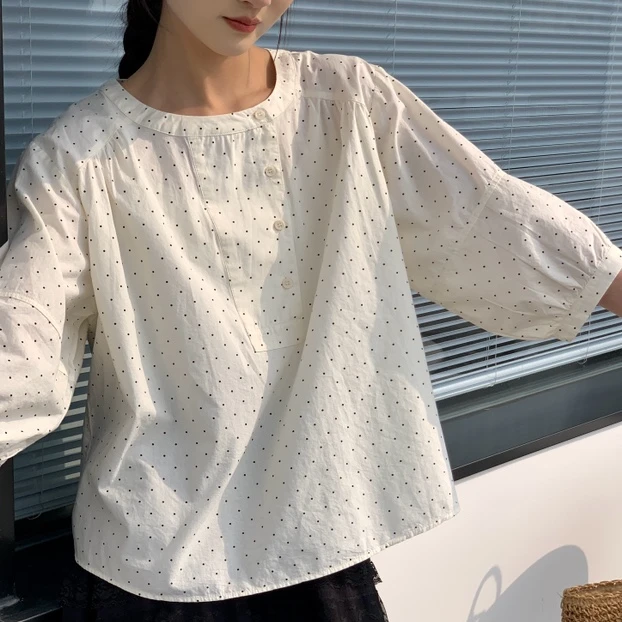 新款韩版气质简约时尚圆领点点衬衫C5035