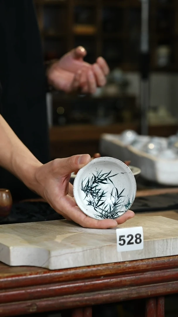 瓷片标题标题标题标题