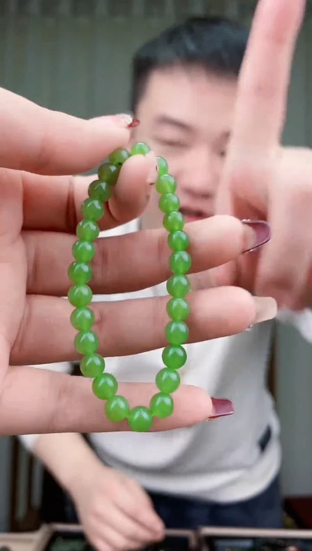 【闪购商品】和田玉挂件未镶嵌拍一发一，多样性发货