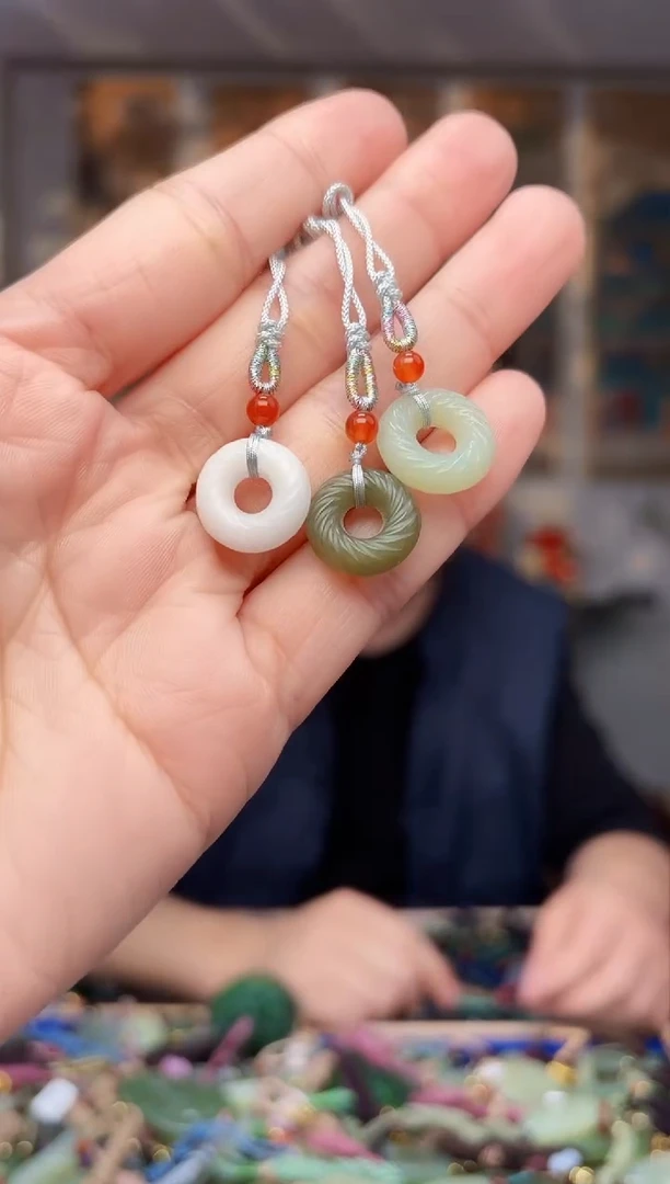 【闪购商品】和田玉颈饰未镶嵌拍一发一多样性发货