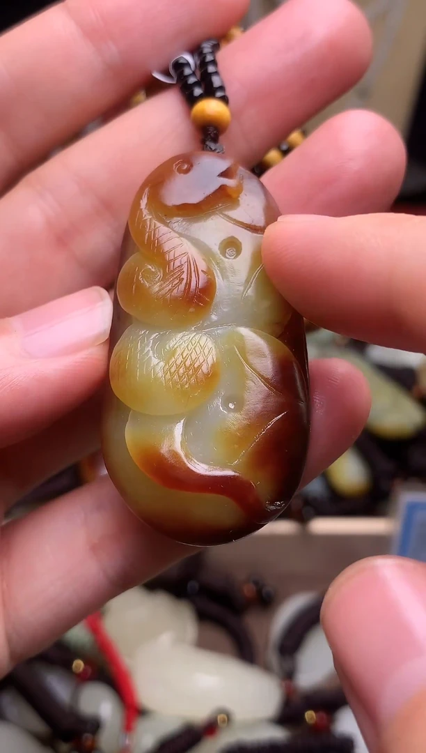 颈饰未镶嵌和田玉新疆料青海料清水和田玉吊坠