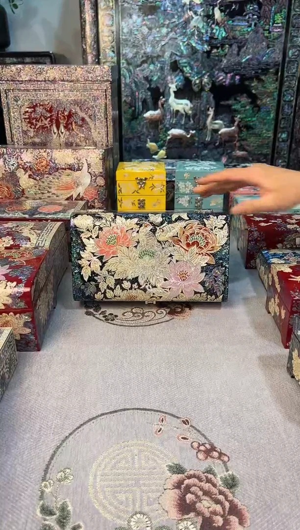 黑金鲍全满螺·弘贝雅螺钿漆器文化馆