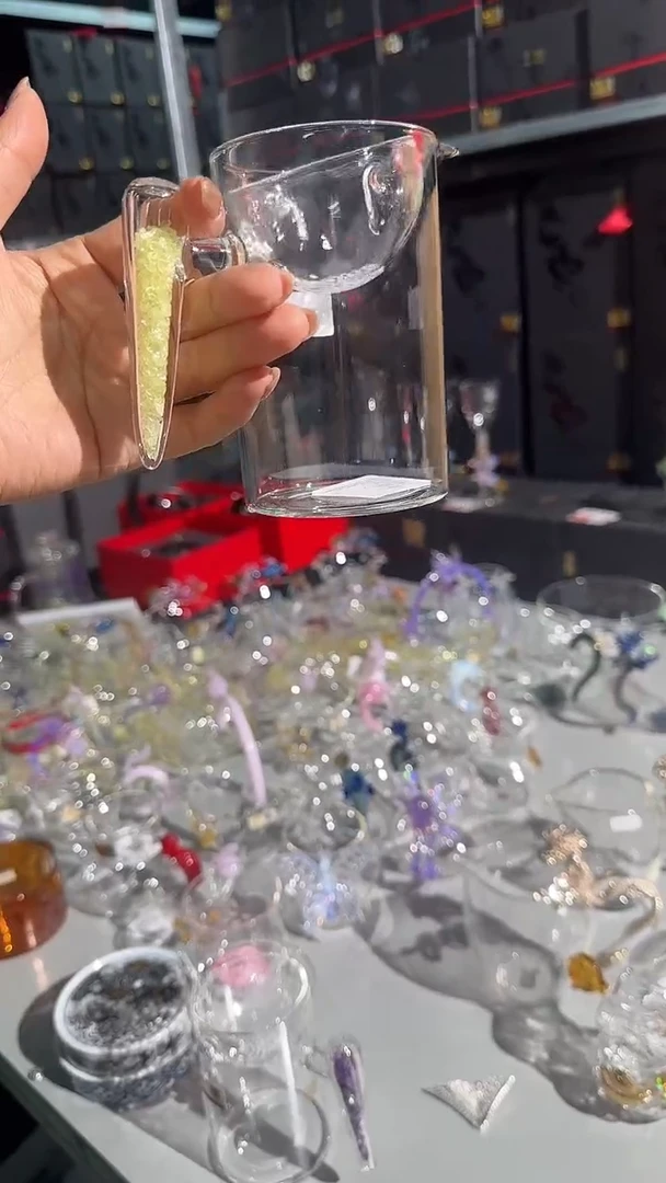 黄色半月公道杯晶焱金标