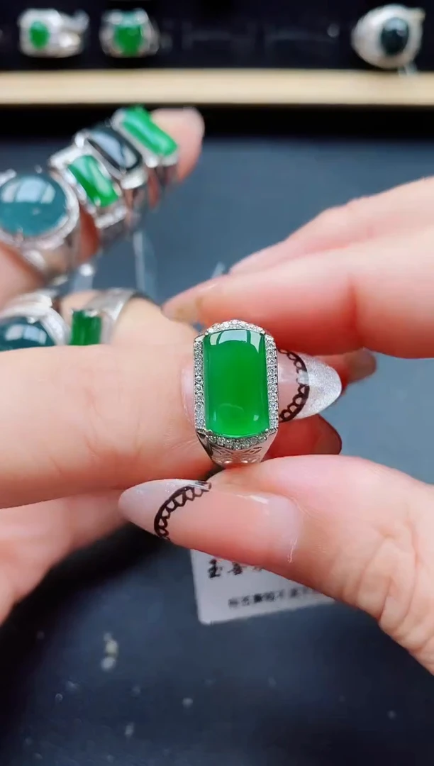 翡翠戒指银S925镶嵌121212