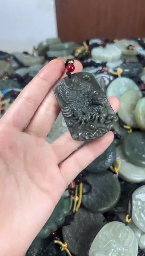 【闪购商品】和田玉颈饰未镶嵌1