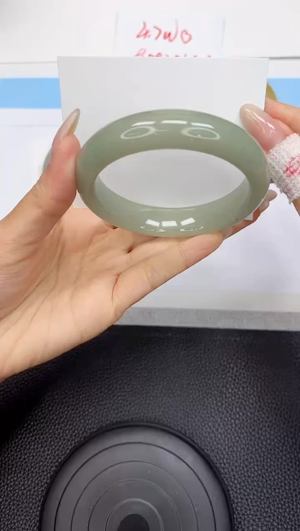 石英质玉手镯未镶嵌385-62.8