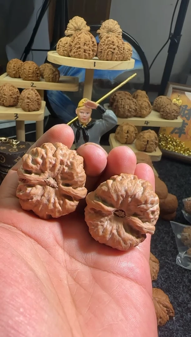 把件文玩核桃全品无修三角蛤蟆