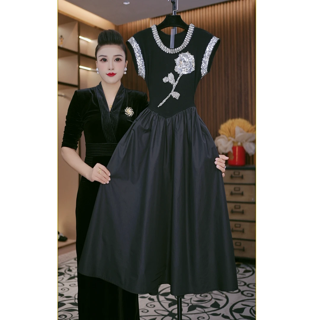 【白漉高定】新款高贵气质黑玫瑰修身法式收腰显瘦钉珠连衣裙-86885