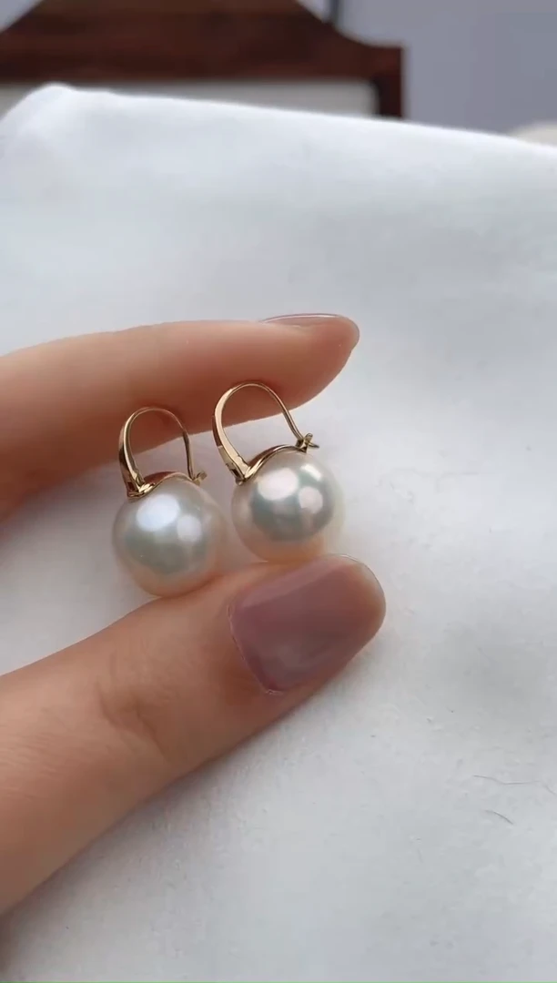 【闪购商品】淡水珍珠耳饰18K金镶嵌1