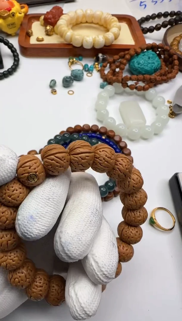 吊坠桃核桃核手串