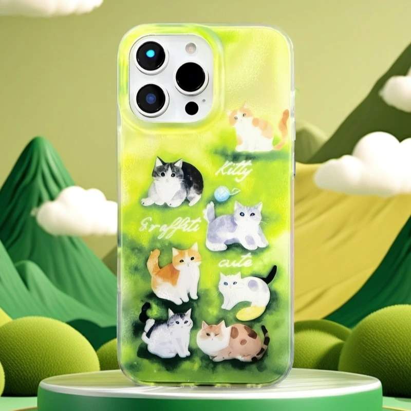 小众绿底猫咪苹果手机壳适用iPhone15/16promax防摔可爱磨砂13/14