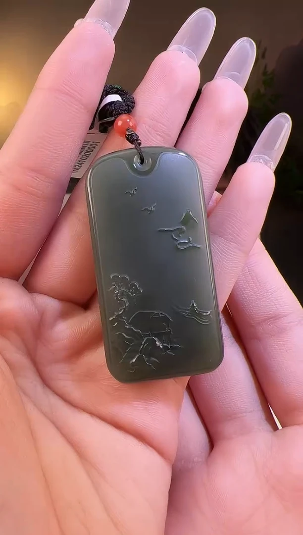 【闪购商品】和田玉颈饰未镶嵌山水牌3033