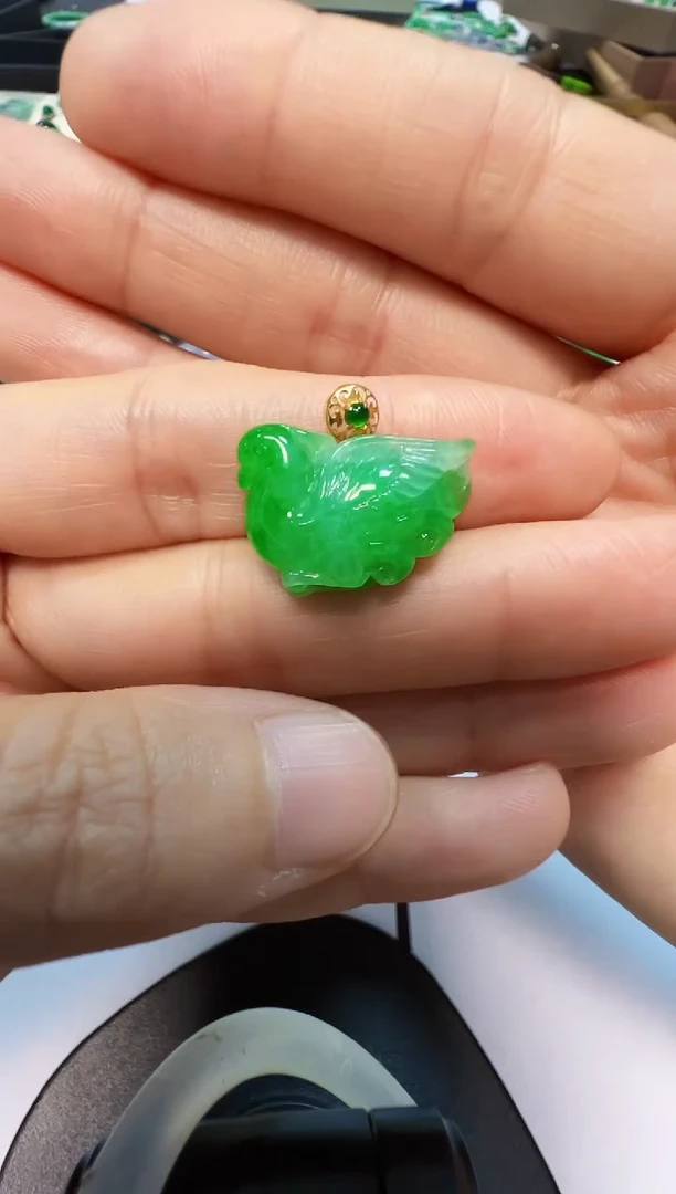 吊坠(不含链)18K金镶嵌翡翠1980