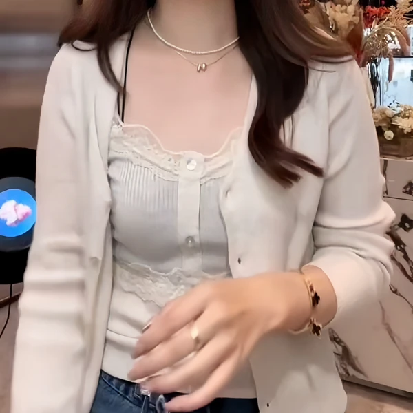 轻熟风纯欲气质针织衫女2025年秋冬新款减龄百搭通勤外穿针织上衣