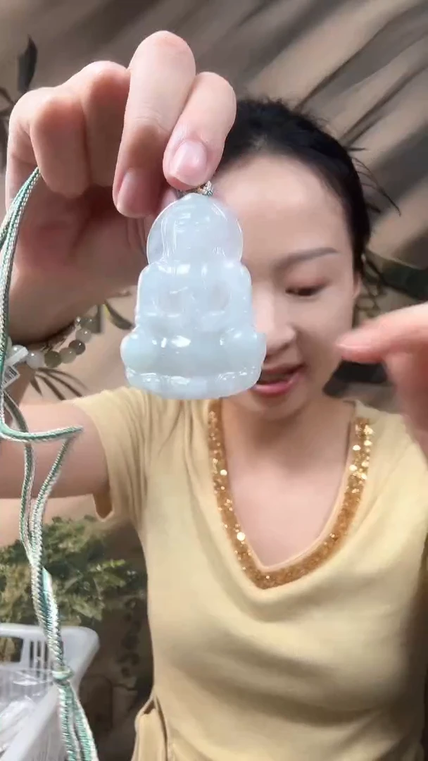 翡翠未镶嵌颈饰42/观音