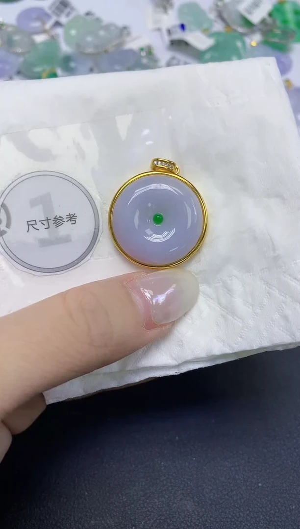 颈饰未镶嵌翡翠天然缅甸翡翠A货多样性发一件