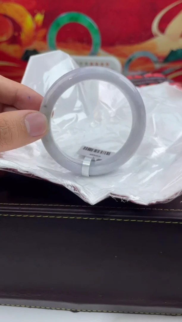 【闪购商品】翡翠手镯未镶嵌2翡翠手镯（微瑕）