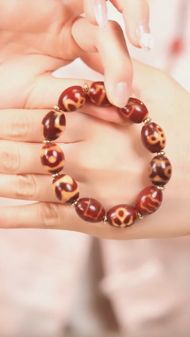 玛瑙/玉髓（覆膜）颈饰未镶嵌传世珠宝