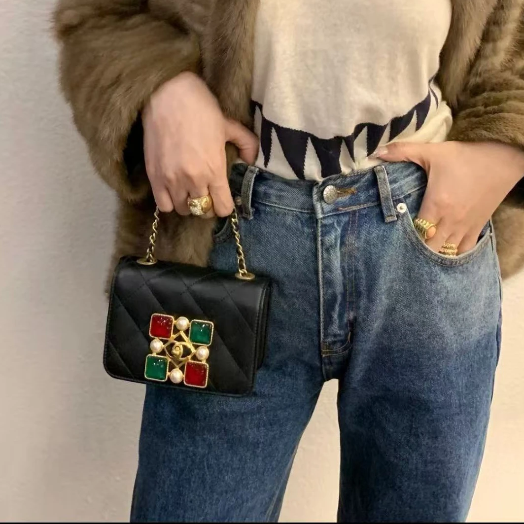 99新 Chanel/香奈儿 20K巴洛克方块宝石扣黑色翻盖包