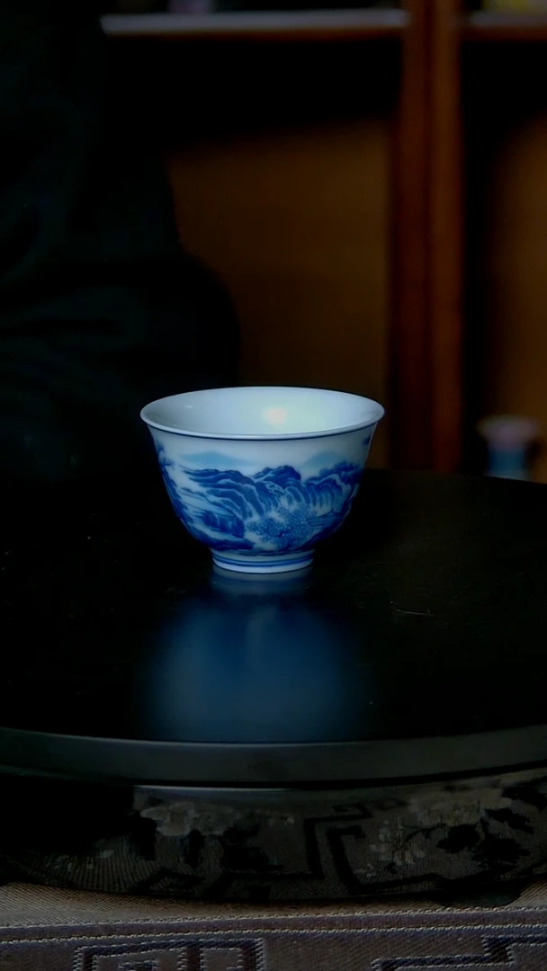 景德镇手工青花山水杯
