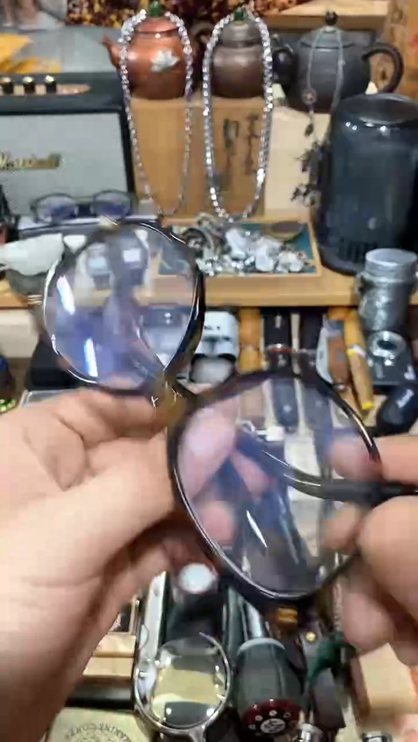 瓷片闪购商品 如图所示