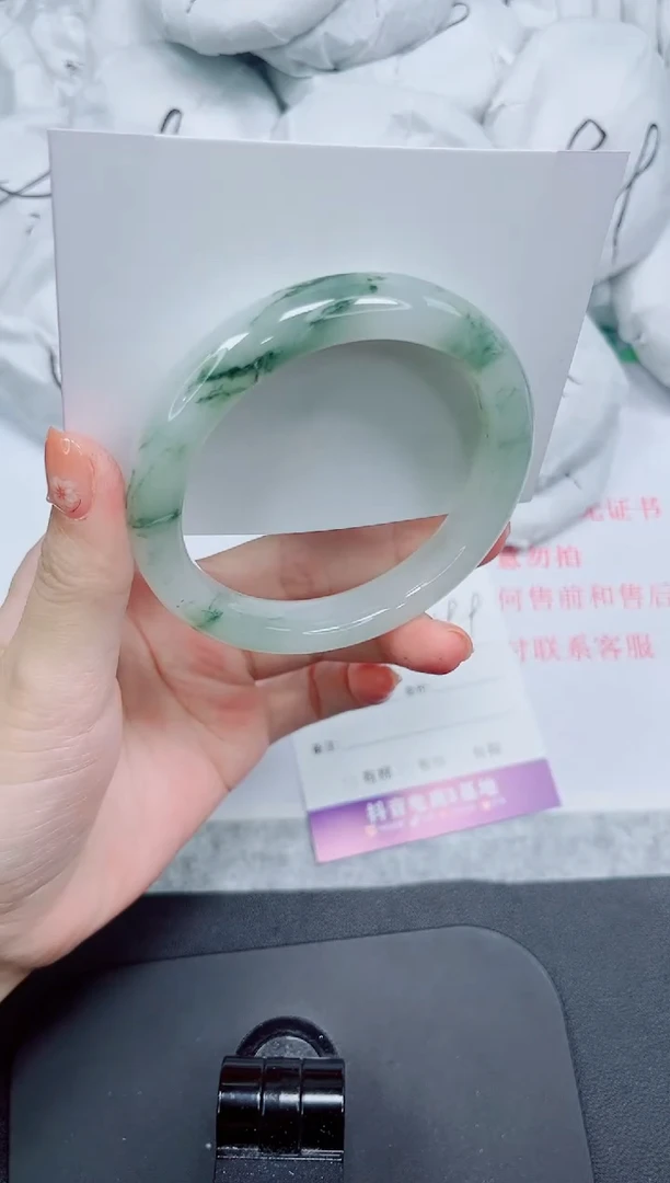 石英质玉手镯未镶嵌163-59