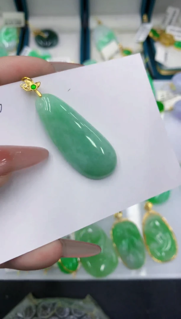颈饰未镶嵌翡翠111111