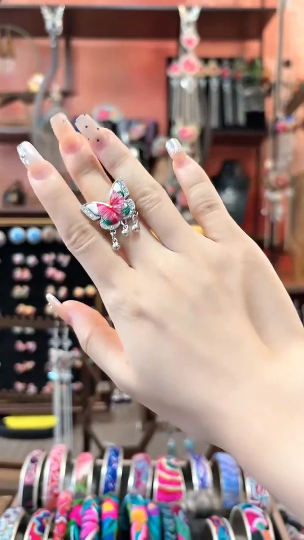 织绣云织谣民族风精美饰品   17