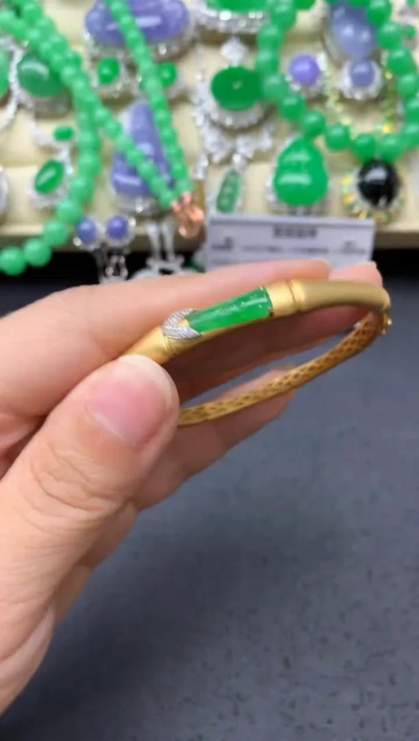 翡翠手镯18K金镶嵌369-中国好珍宝