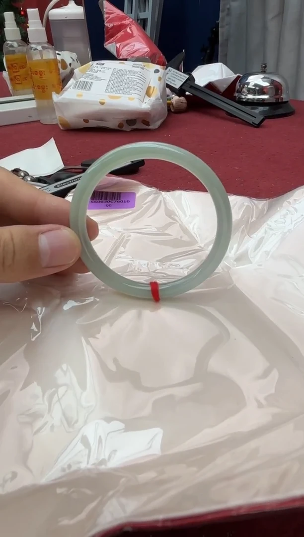 未镶嵌手镯（圆镯）翡翠翡翠手镯8