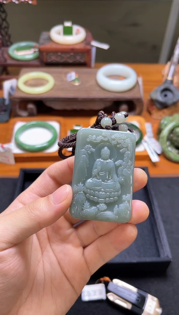 吊坠(不含链)未镶嵌和田玉蓝***空吐拉牧场 大日如来