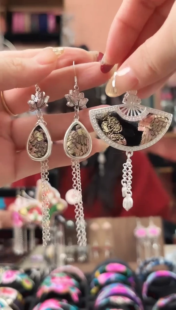 织绣艺枝独绣手工饰品256