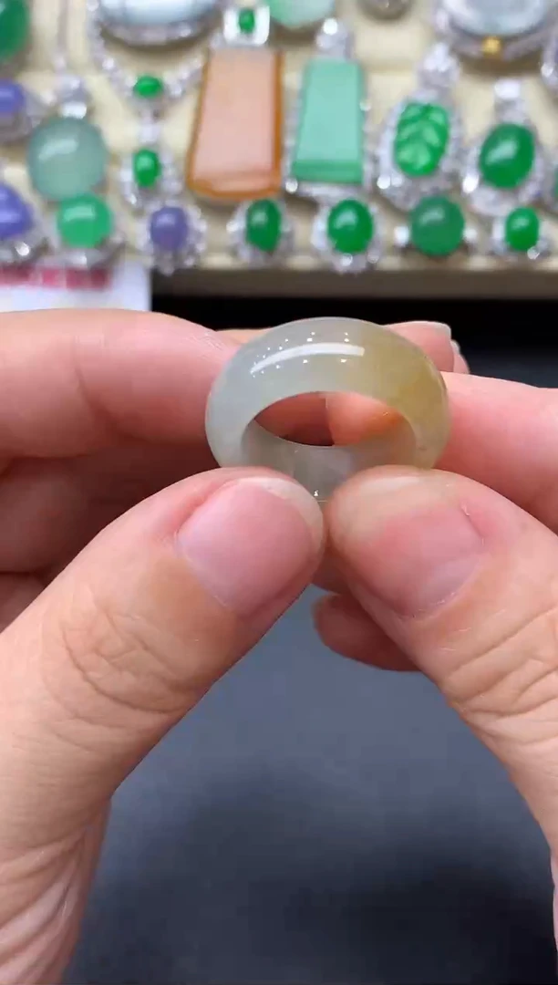 未镶嵌戒指翡翠漂***鱼78-中国好珍宝