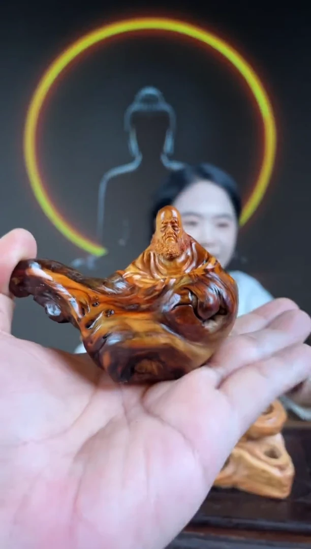 柏木（崖柏）手工摆件,先抢先得! 编号:328