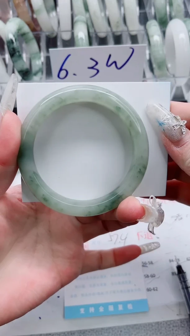 【闪购商品】石英质玉手镯未镶嵌A277-57.4