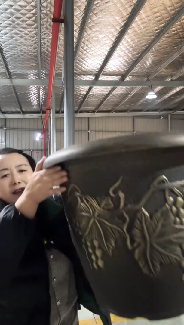 21寸葡萄盆金色4只有孔