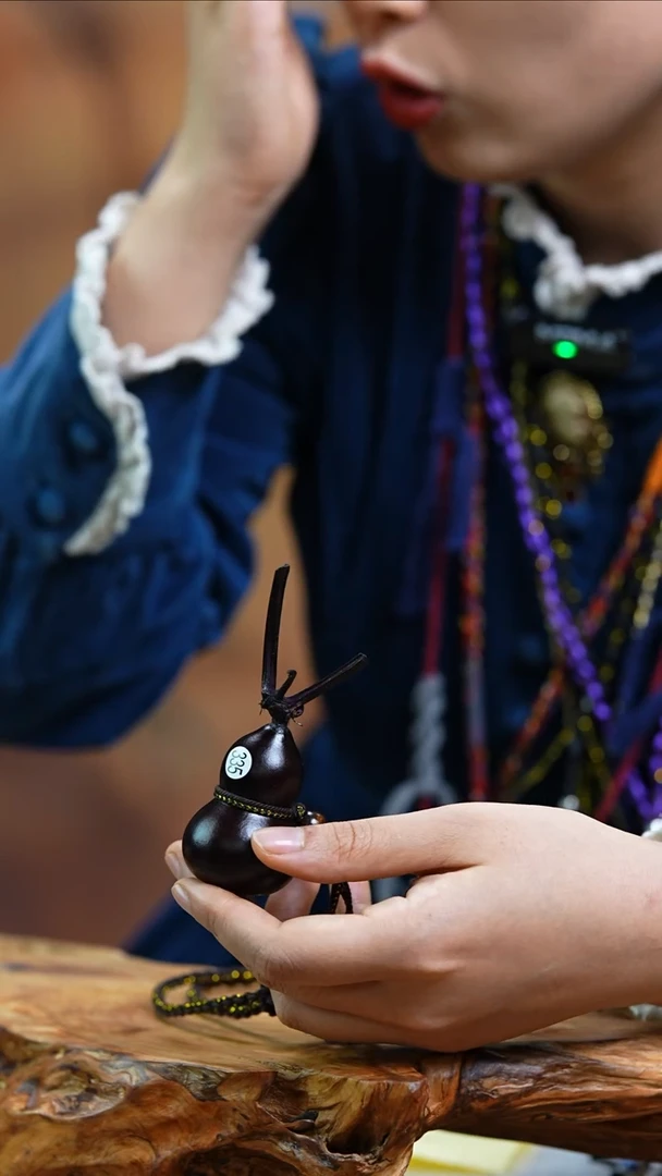 【闪购商品】335—光岳葫脖挂车挂天然大漆手捻小葫芦