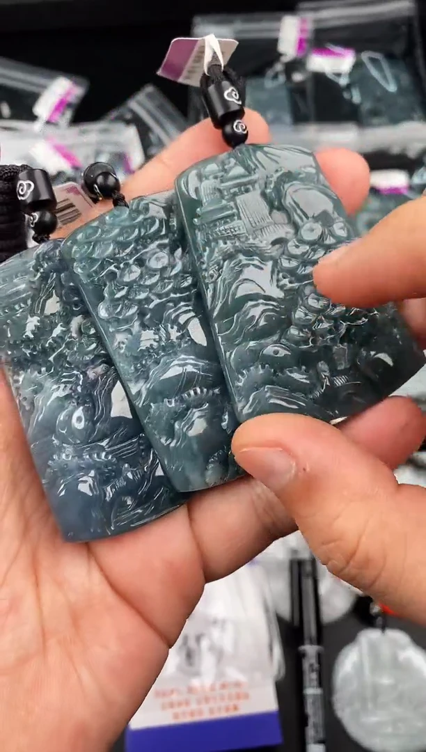 【闪购商品】翡翠颈饰未镶嵌  多样性发其一