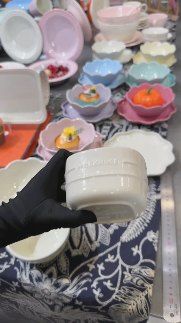 【闪购商品】瓷4英寸方形小碗-奶油白