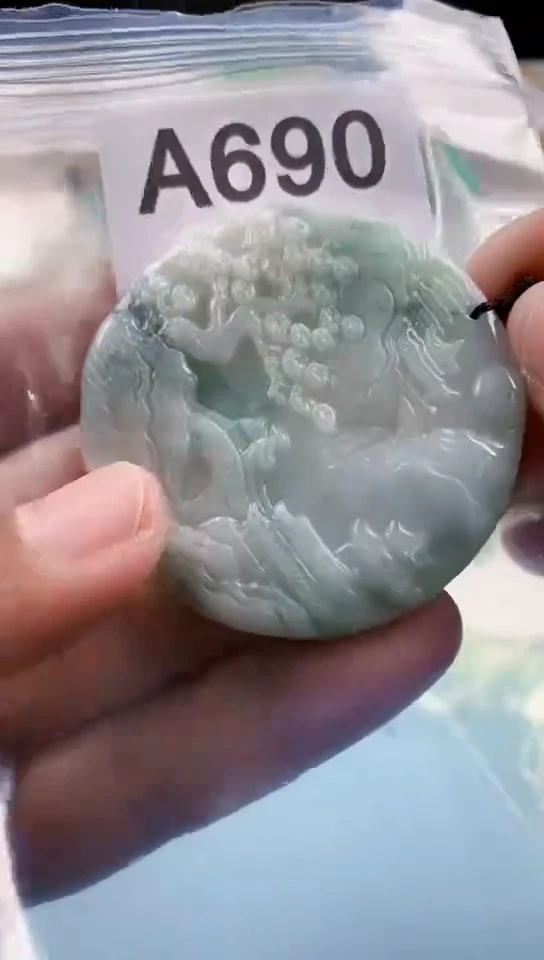 【闪购商品】翡翠挂件未镶嵌天然翡翠吊坠挂件