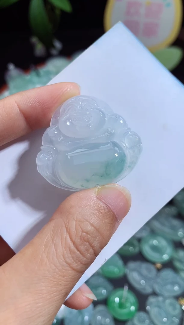颈饰未镶嵌翡翠佛公