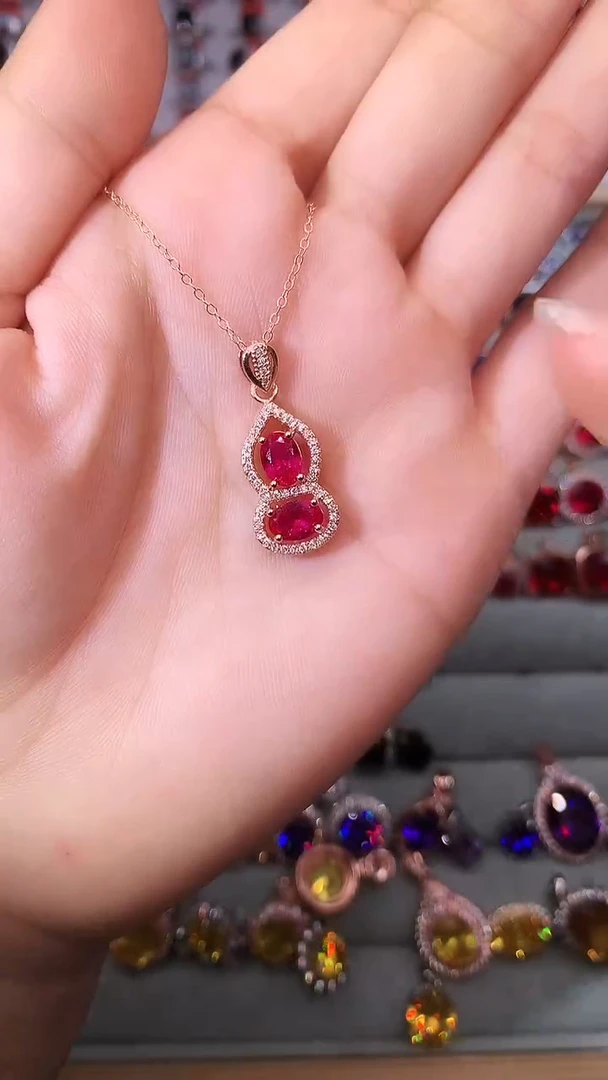 【闪购商品】红宝石吊坠(赠链)银S925镶嵌1111111