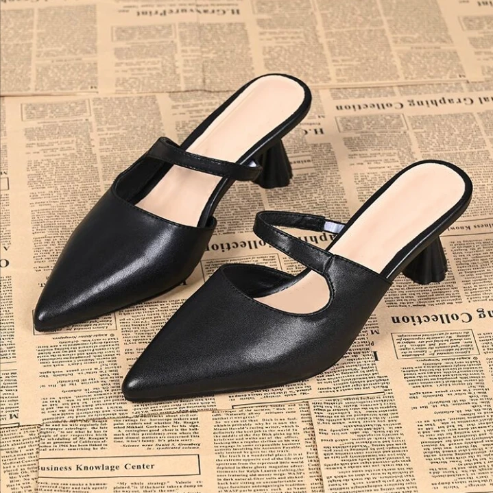 凉拖鞋女外穿网红半拖2025年夏季新款高跟鞋尖头粗跟时尚包头凉鞋