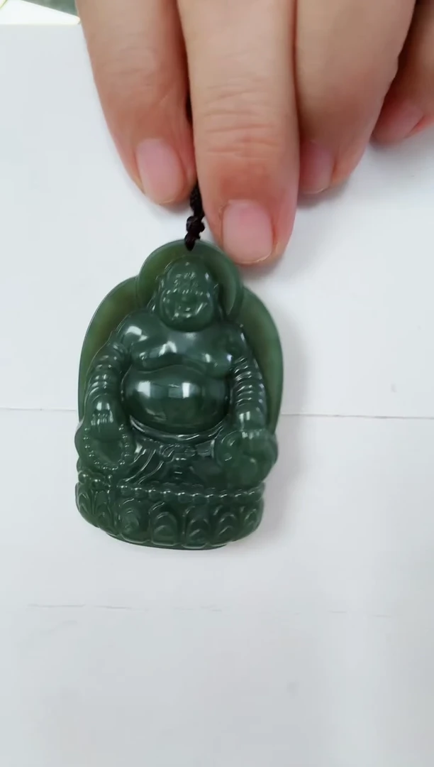 和田玉未镶嵌颈饰吊坠