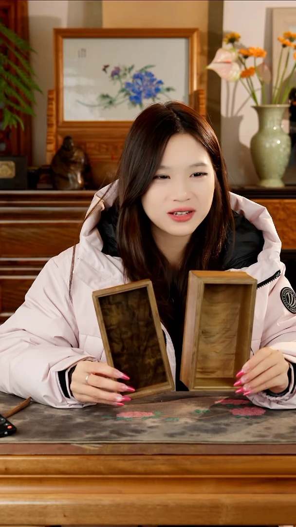 金丝楠木花纹天地盖盒子