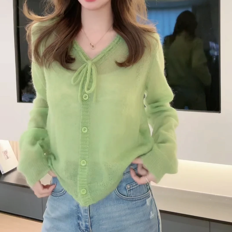 2025春季韩版新款洋气显白减龄时尚蝴蝶结开衫LK2501408