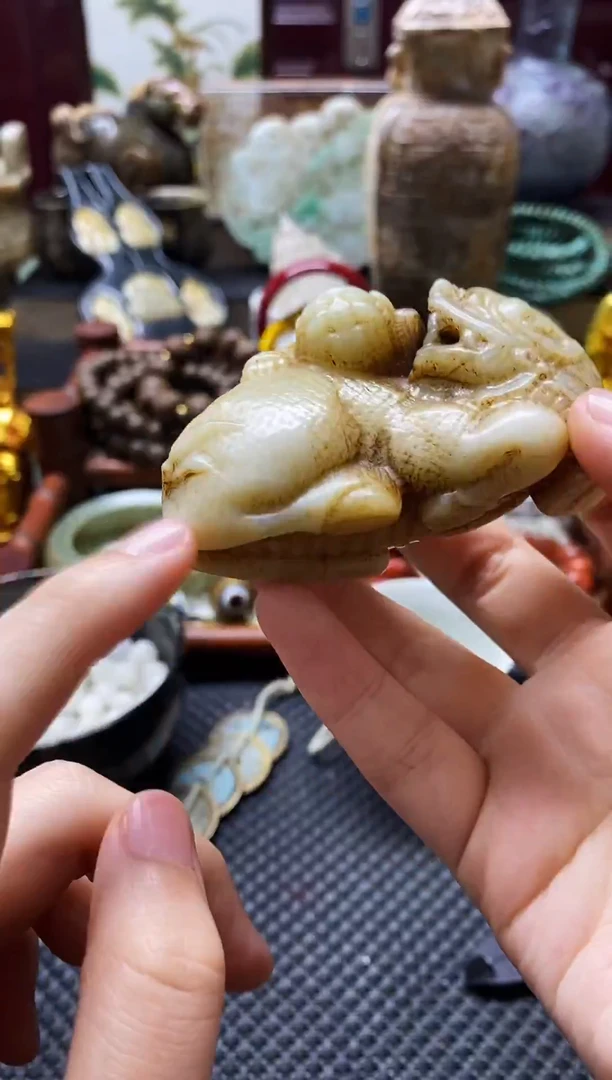 未镶嵌和田玉挂件麒麟