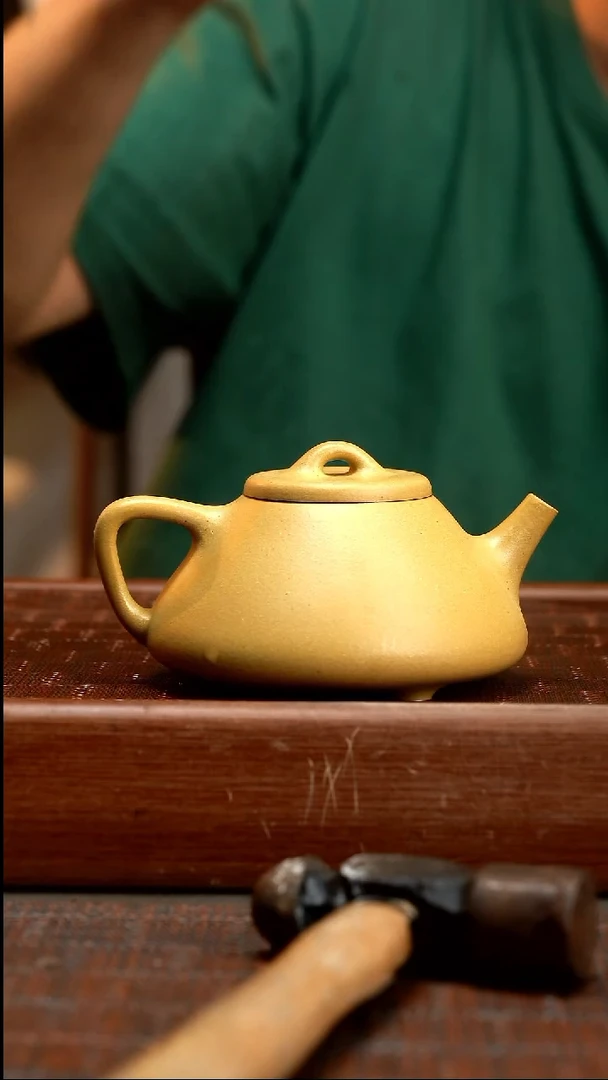 茶壶紫砂XJ 本绿子冶